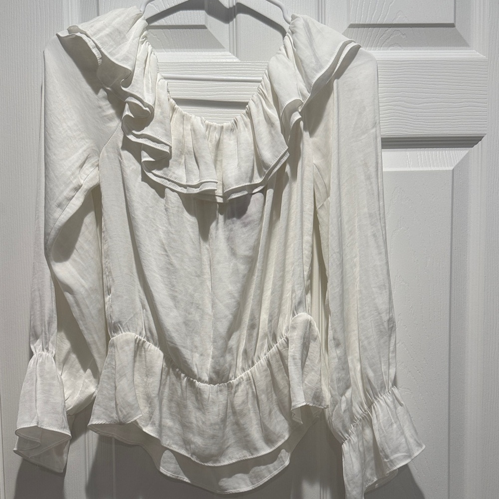 Cream Ruffled Blouse - Picture 2 of 3